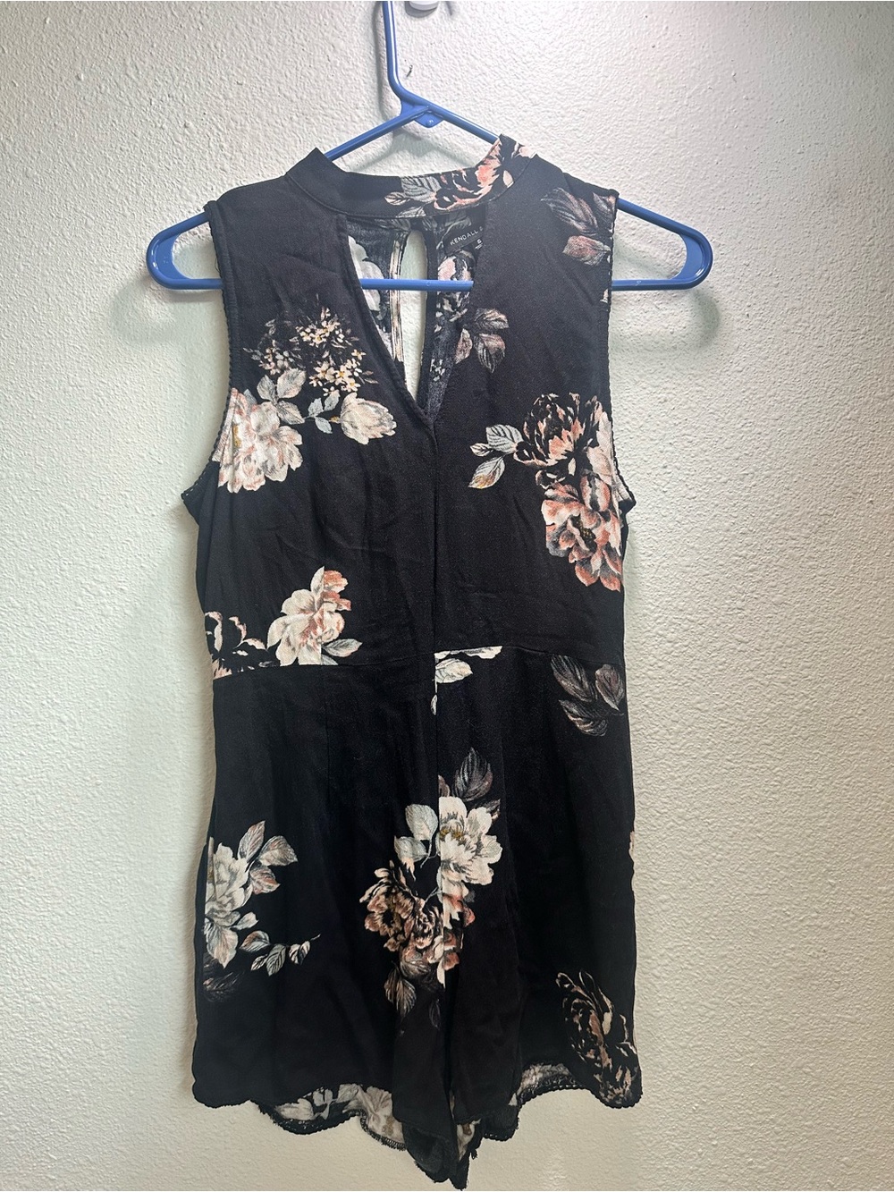 Kendall & Kylie Black Floral Mini Shorts Romper Size Small